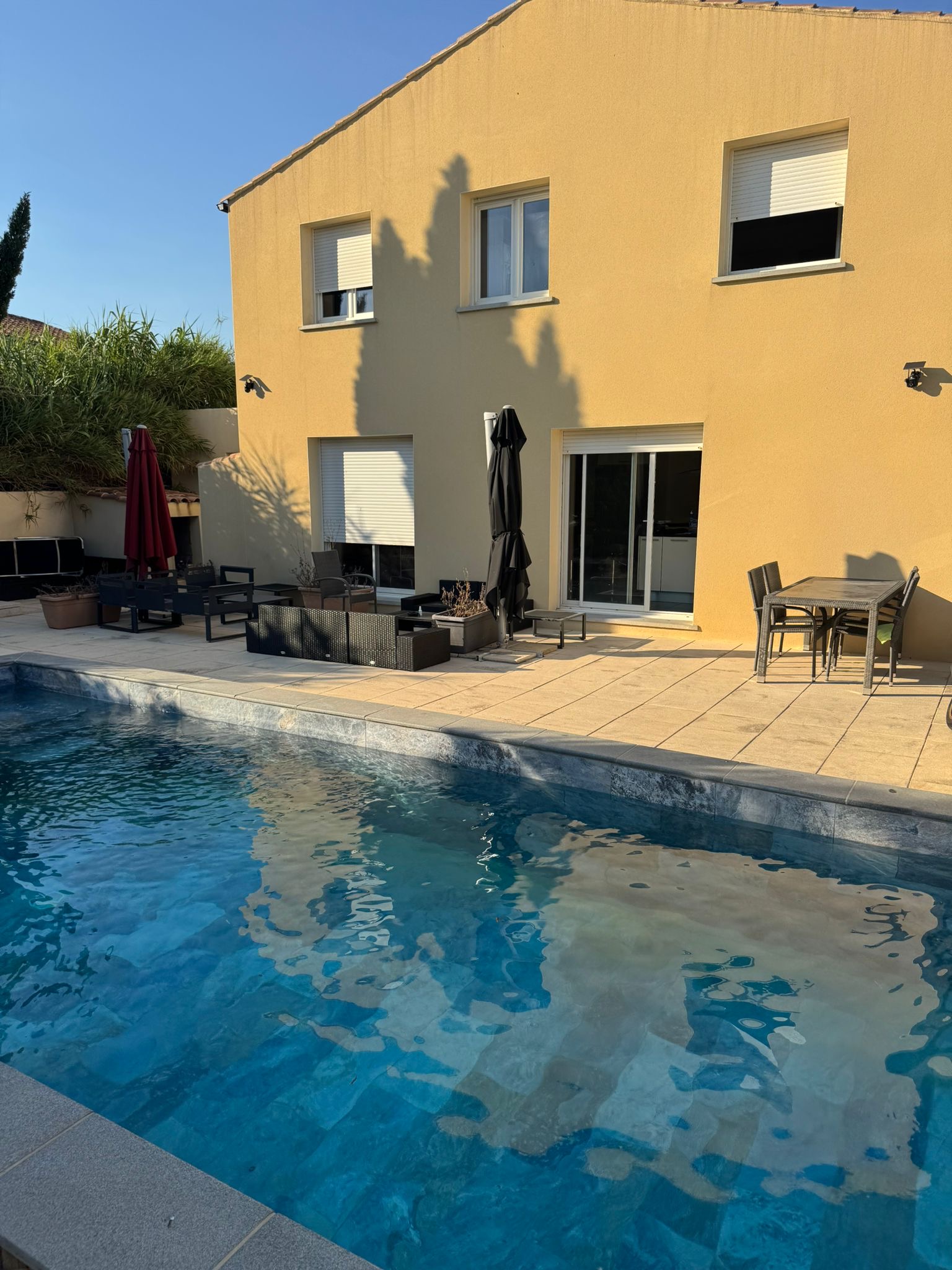 Charmante maison avec piscine - 6 Personnes
